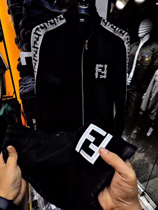 Fendi™ Traje completo